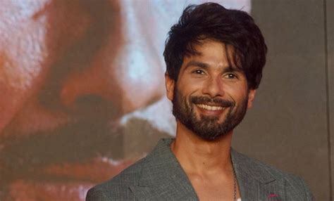 Shahid Kapoor Is 'Too Passionate To Act For Money', Says No One Will ...