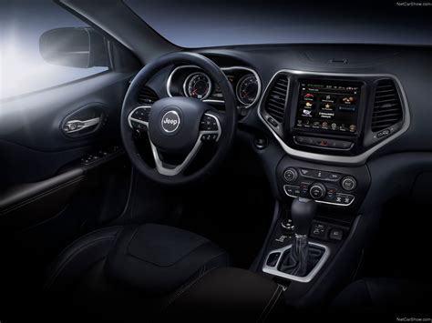 Jeep Cherokee (2014) - picture 166 of 182