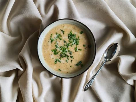 https://simmeringstarfruit.com/wp-content/uploads/2024/03/creamy-parsnip-soup-11a.jpg?utm_source=chatgpt.com