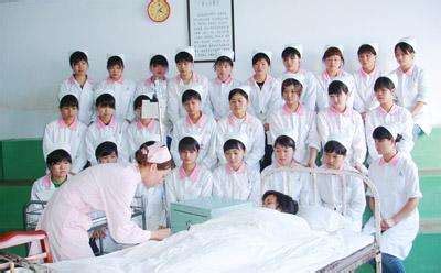 我校护理教师参加省护理技能竞赛取得佳绩 -- 广东省潮州卫生学校