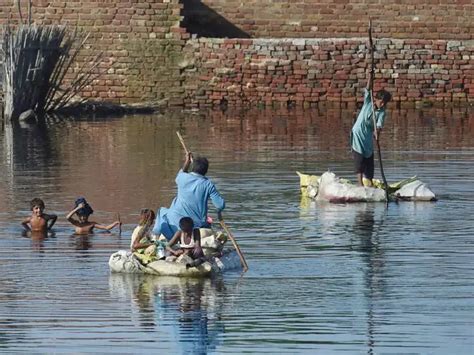 Misery mounts for millions in Pakistan's 'monsoon on steroids ...