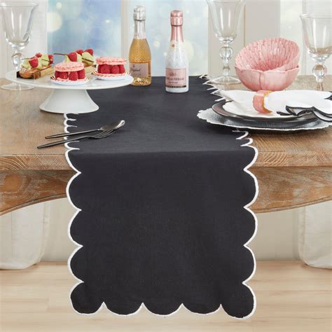 Scalloped Table Runner – Pier 1
