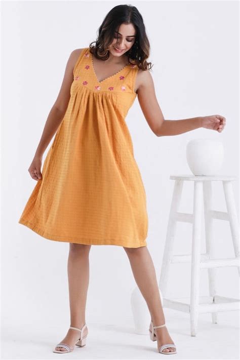 Bebaak Amara Lily Pure Cotton Hand Embroidered Dress – Okhaistore