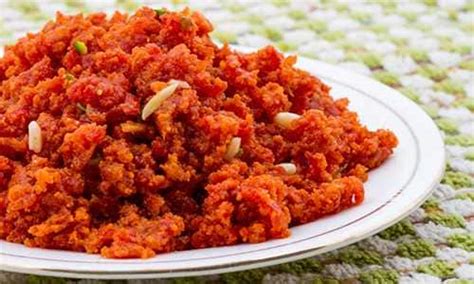 Gajar Halwa Recipe: गाजर के हलवे के बिना अधूरा है सर्दियों का मजा, शेफ ...