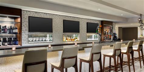 Toronto Restaurants | Crowne Plaza Toronto Airport