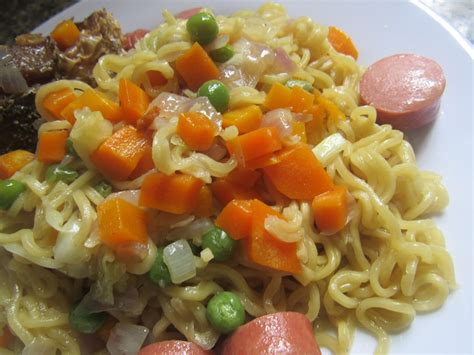 Indomie Recipes: HOW TO COOK FRIED NOODLES
