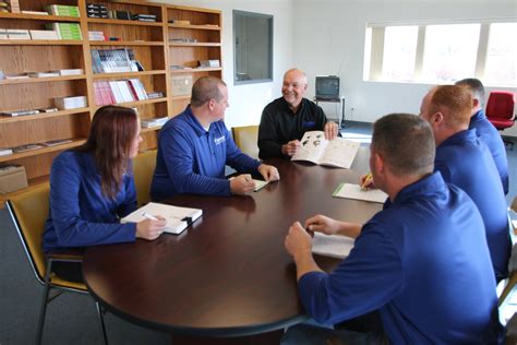 Join the Gordon Team! | Gordon Electric Supply, Inc.