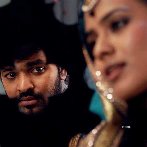 Nazriya Nazeem in a still from the Tamil movie Thirumana Ennum Nikka