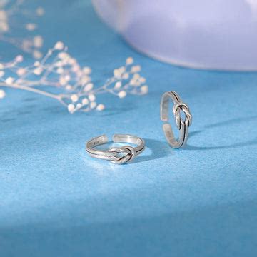 Buy 925 Silver Toe Rings for Women at Best Price – GIVA Jewellery