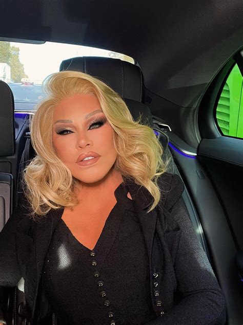 Jocelyne Wildenstein: Silent Empire, Net Worth, Family & Art Legacy ...