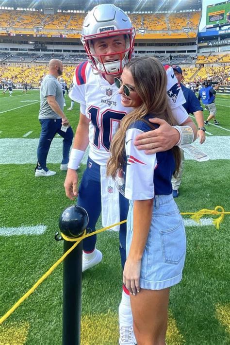 Mac Jones' girlfriend Sophie Scott supports Patriots QB vs. Jets