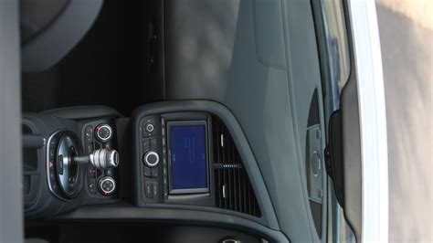 Audi-R8-2012-4-2-FSI-Quattro-Interior Car Photos - Overdrive