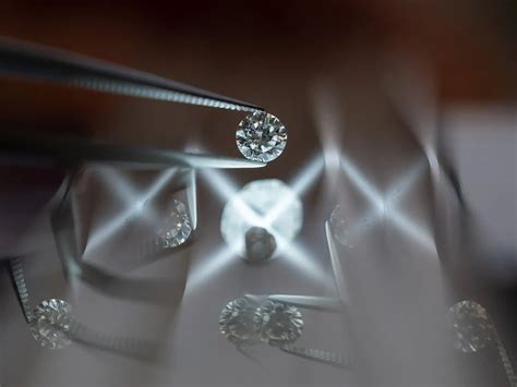 Natural Diamond Council Delivers Facts on the Diamond Market’s Trending Topics