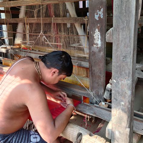 Tangail Tant Saree of Phulia | Bengal Handloom Weaving – BONGONIKETAN