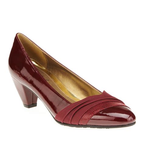 Hush Puppies Shoes Women Soft Style ~ Hush Puppy Sandals