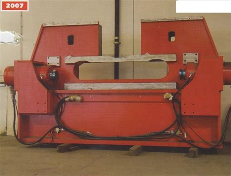 Hydraulic Plate Bender: DAVI – MAV 30130 – Planet Machine