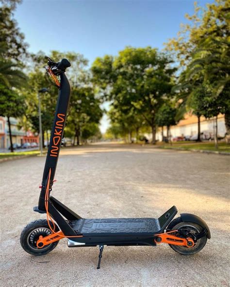 Best Long Range Electric Scooters (20-80 Miles) - August 2021