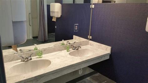 LAKE PLACID CAMP & CONFERENCE CENTER - Hostel Reviews & Photos ...