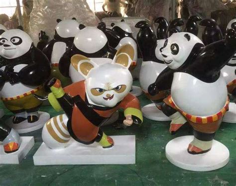 玻璃钢熊猫动物广场校园雕塑_玻璃钢雕塑 - 深圳市巧工坊工艺饰品有限公司