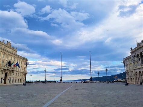Piazza dell'Unita d'Italia (Trieste) - 2020 What to Know Before You Go ...