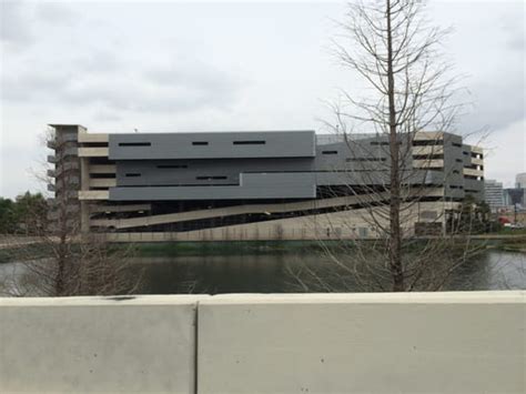 GEICO GARAGE - Updated August 2025 - 18 Photos & 26 Reviews - 400 W ...