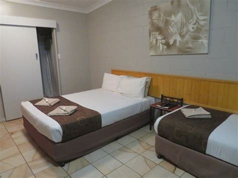 OASIS HOTEL MOTEL (Cloncurry) - Hotel Reviews & Photos - Tripadvisor
