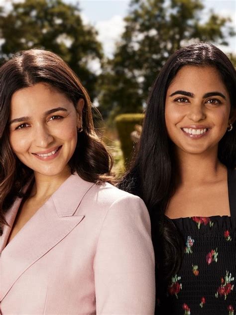 SRK, Deepika Padukone, Suhana at Jawan special screening, Alia Bhatt ...