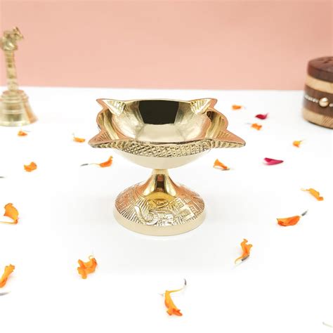 Buy DOKCHAN 4 Face Brass Diya for Pooja, Mandir, Diwali Festival Oil ...