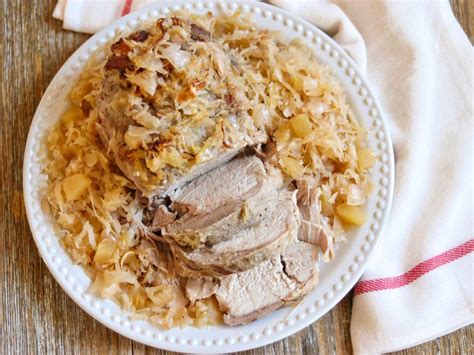 How To Cook Pork And Sauerkraut In The Oven