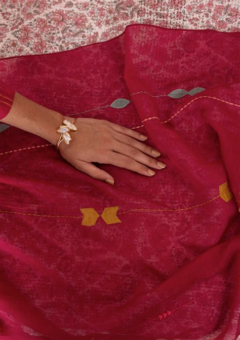 Handcrafted Natural Clothing – Vaayu