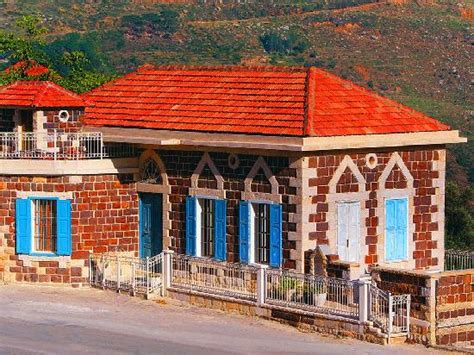 IRIS FLOWER HOTEL (Jezzine) - Apartment Reviews, Photos, Rate ...