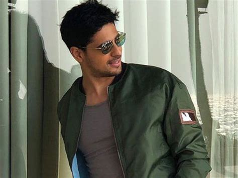 Sidharth Malhotra gives sneak peek into 'Shershaah'