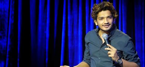 इंडिया के विवादित स्टैंड अप कॉमेडियंस, किसी की Live शो में हुई पिटाई ...