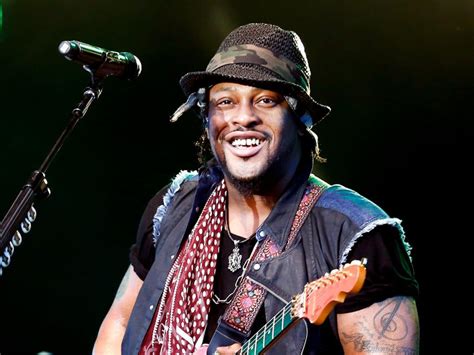Grammy Winner D'Angelo Passes Away at 51 After Private Battle with ...