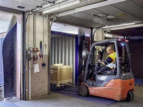 Calculating Chargeable Weight by Air, Ocean, Road and Rail - DHL Global ...