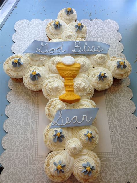 First communion cupcake cake | First communion decorations, First ...