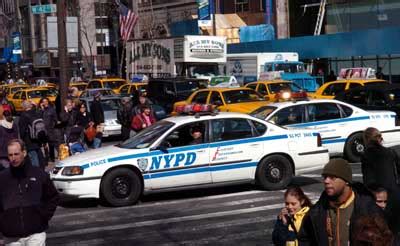 纽约警车车队视频 _网络排行榜