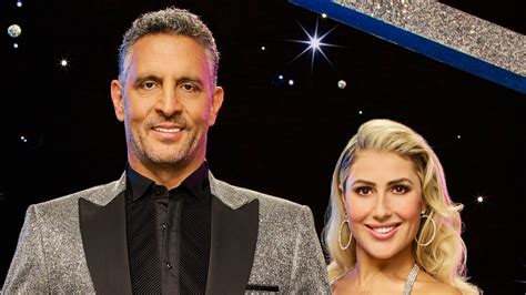 Mauricio Umansky and Emma Slater dating rumors explained | The US Sun