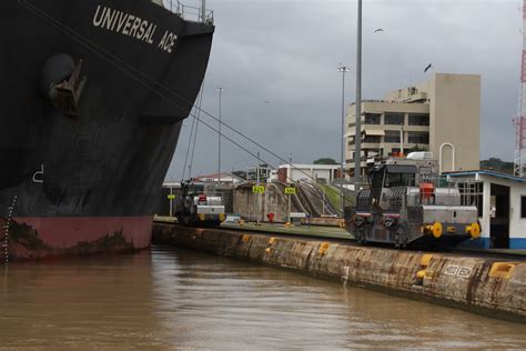 Panama Touring: Day 4. Panama Canal Transit.