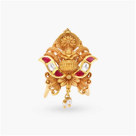 Kalash of Divinity Gold Vanki Finger Ring