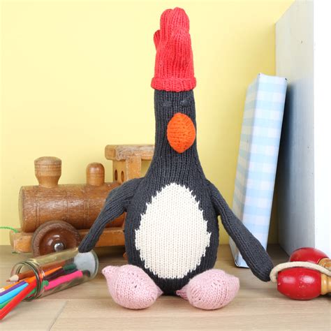 Feathers McGraw Merchandise | Shop Exclusive Gifts | Wallace & Gromit ...