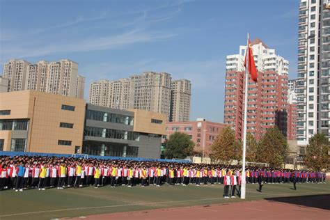 泰安长城中学举行2020年“全国消防安全宣传教育日”主题升旗仪式