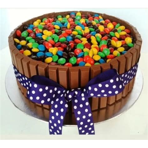 Kitkat & Gems Cake