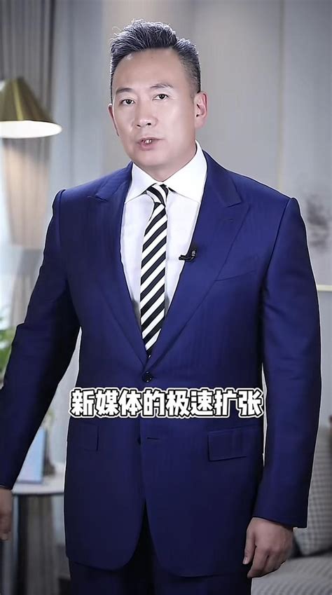 北京卫视的《档案》节目为什么主持人谭江海的受欢迎程度比石凉稍逊一筹呢？_百度知道
