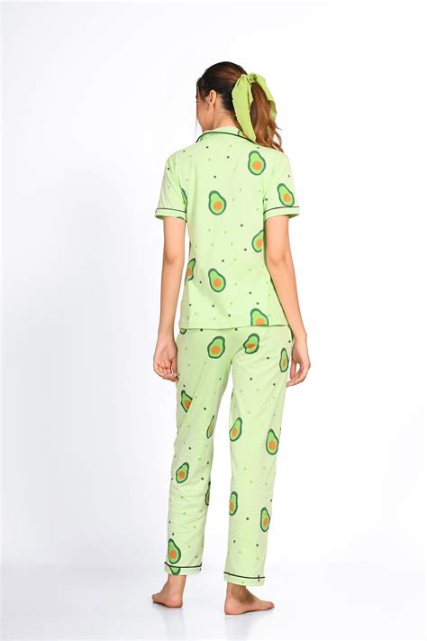Stylish Avocado Print Pyjama Set – Trendy & Comfy Nightwear for Women ...