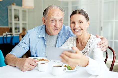 Pros & Cons of Dental Implants | Dental Implants Pros