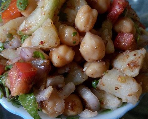 These Quick & Yummilicious Indian Snacks Will Perfectly Compliment Your ...