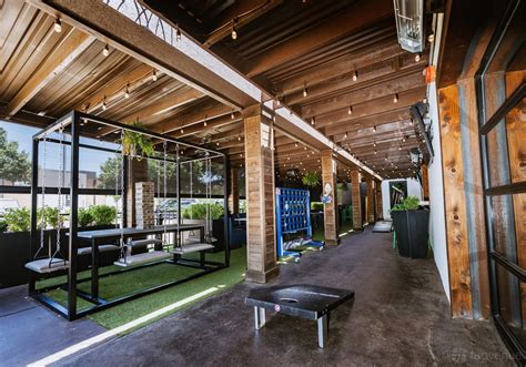 Crush It! Sports Lounge Venue Rental in Grapevine, TX | Reviews, Photos ...