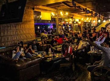 Experience IPL 2019 Live Screening In These Bars in Hyderabad ...