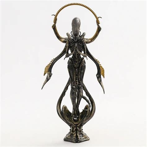 Alien Figure 的图像结果